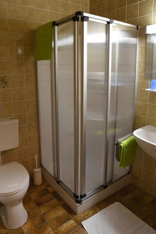 Fruehstueckspension Binder Harbach  エクステリア 写真